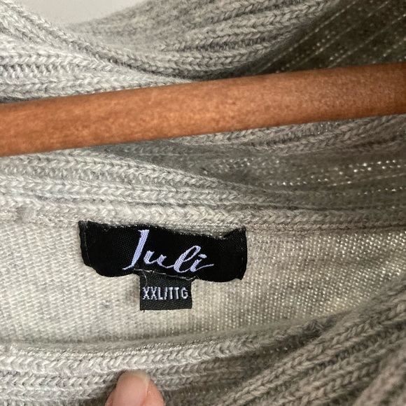 Juli cowel neck sweater size XXL - Picture 3 of 4